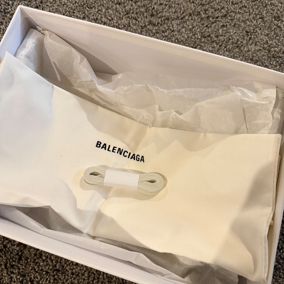 Balenciaga Arena Sneakers White Sz 38 - Picture 5 of 6